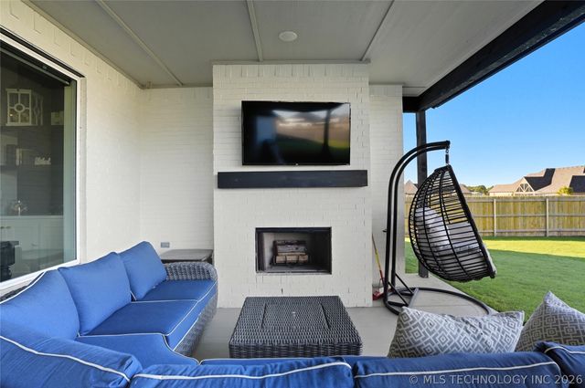 17816 S 47th East Avenue, Bixby, OK 74008