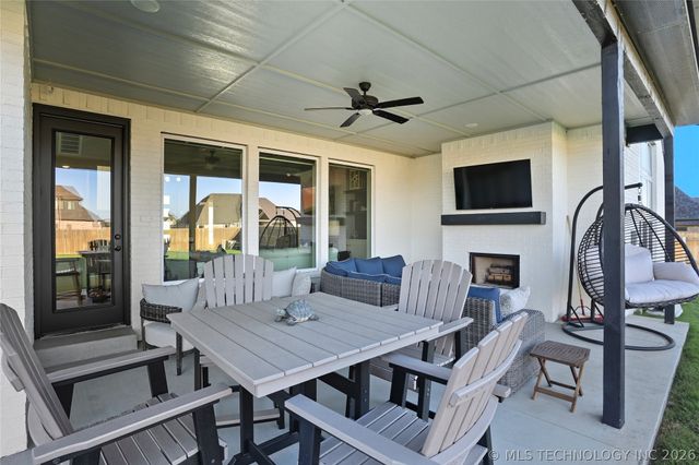 17816 S 47th East Avenue, Bixby, OK 74008