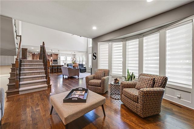 11562 S CARBONDALE Street, Olathe, KS 66061
