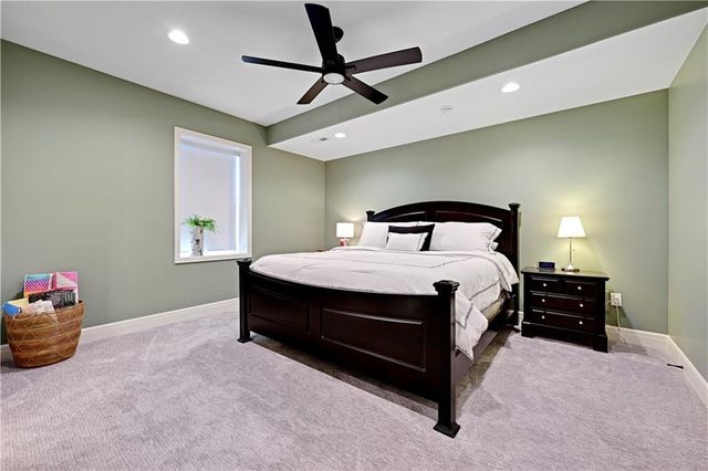 11562 S CARBONDALE Street, Olathe, KS 66061