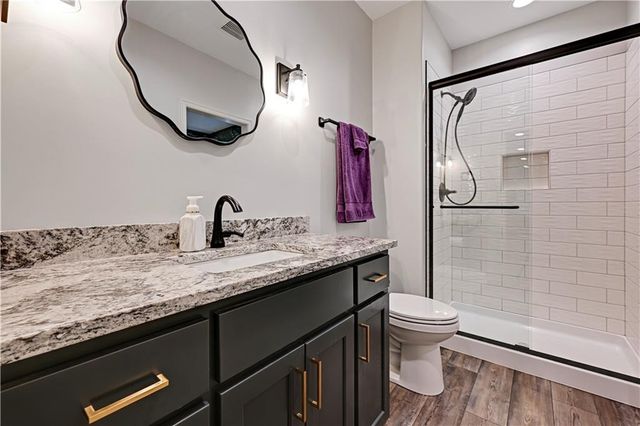 11562 S CARBONDALE Street, Olathe, KS 66061