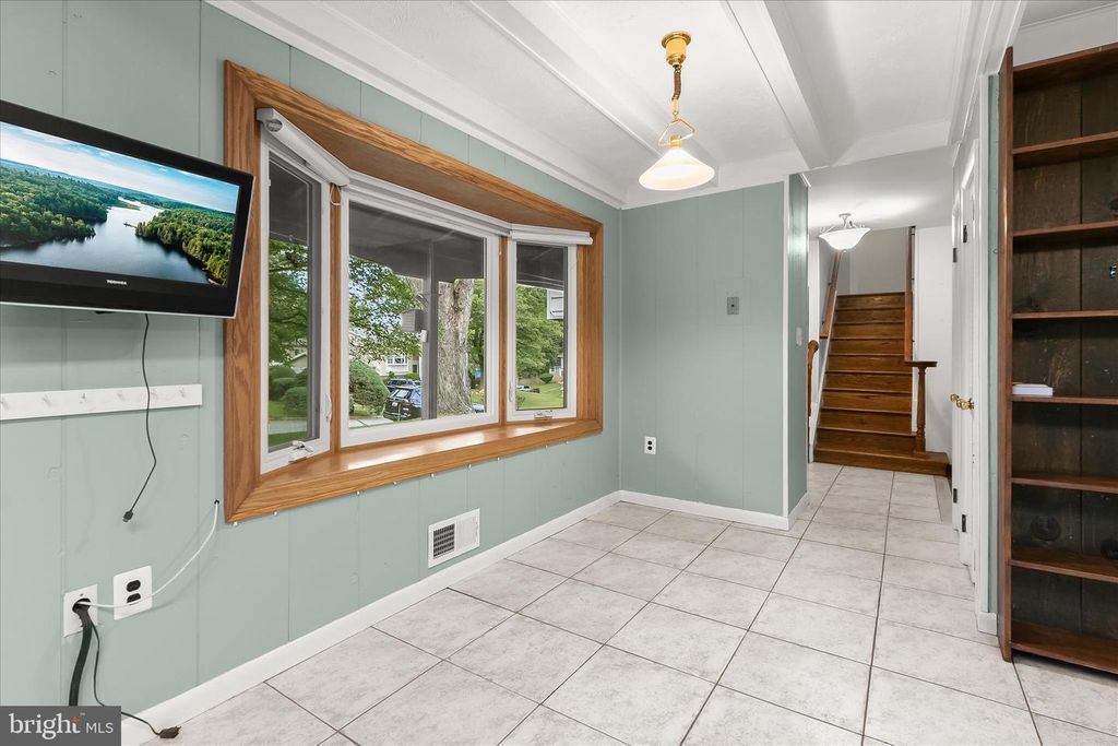 Image 17 of property listing at 6609 MCCAHILL TER, Laurel, MD 20707