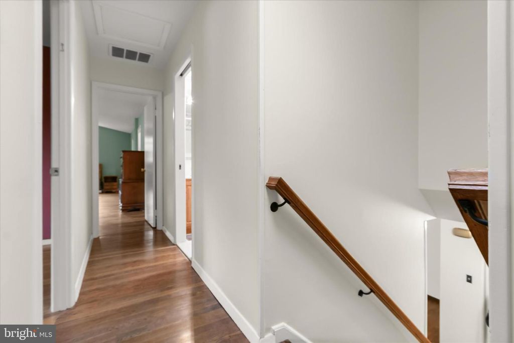 Image 19 of property listing at 6609 MCCAHILL TER, Laurel, MD 20707