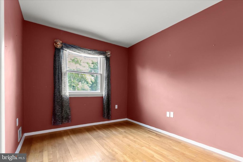 Image 31 of property listing at 6609 MCCAHILL TER, Laurel, MD 20707