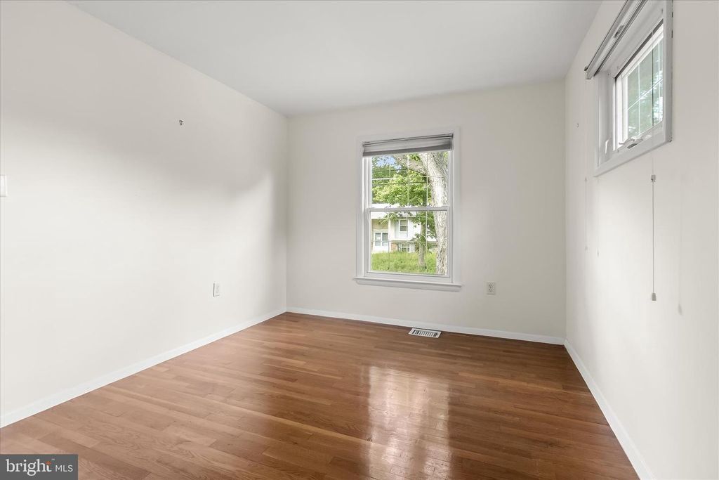 Image 35 of property listing at 6609 MCCAHILL TER, Laurel, MD 20707