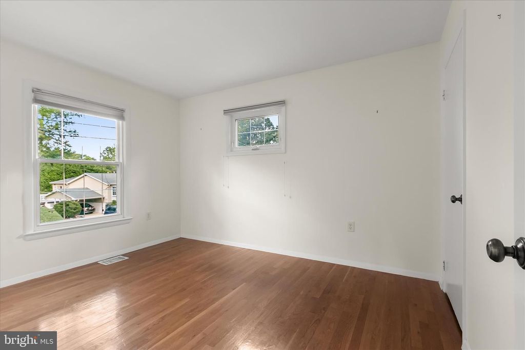 Image 36 of property listing at 6609 MCCAHILL TER, Laurel, MD 20707