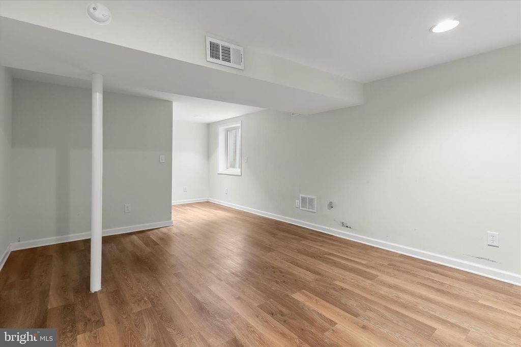 Image 51 of property listing at 6609 MCCAHILL TER, Laurel, MD 20707