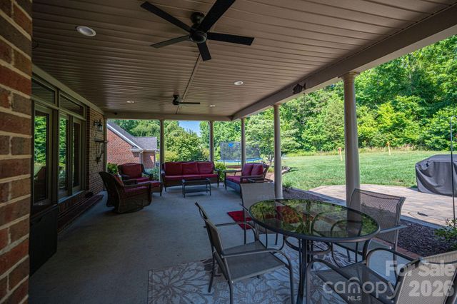 3740 Sand Wedge Drive, Gastonia, NC 28056
