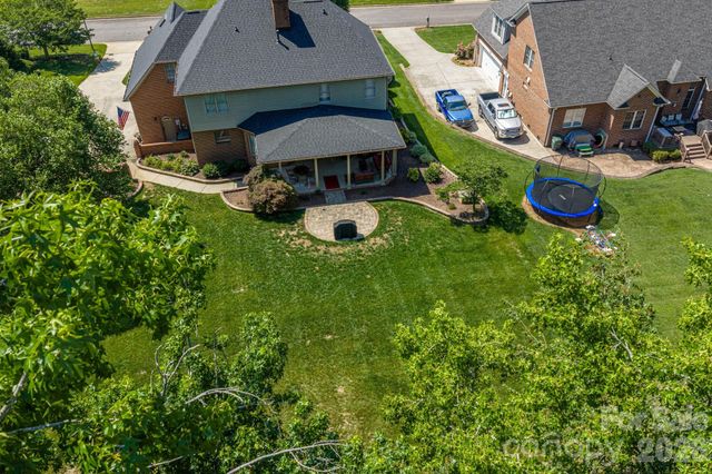 3740 Sand Wedge Drive, Gastonia, NC 28056