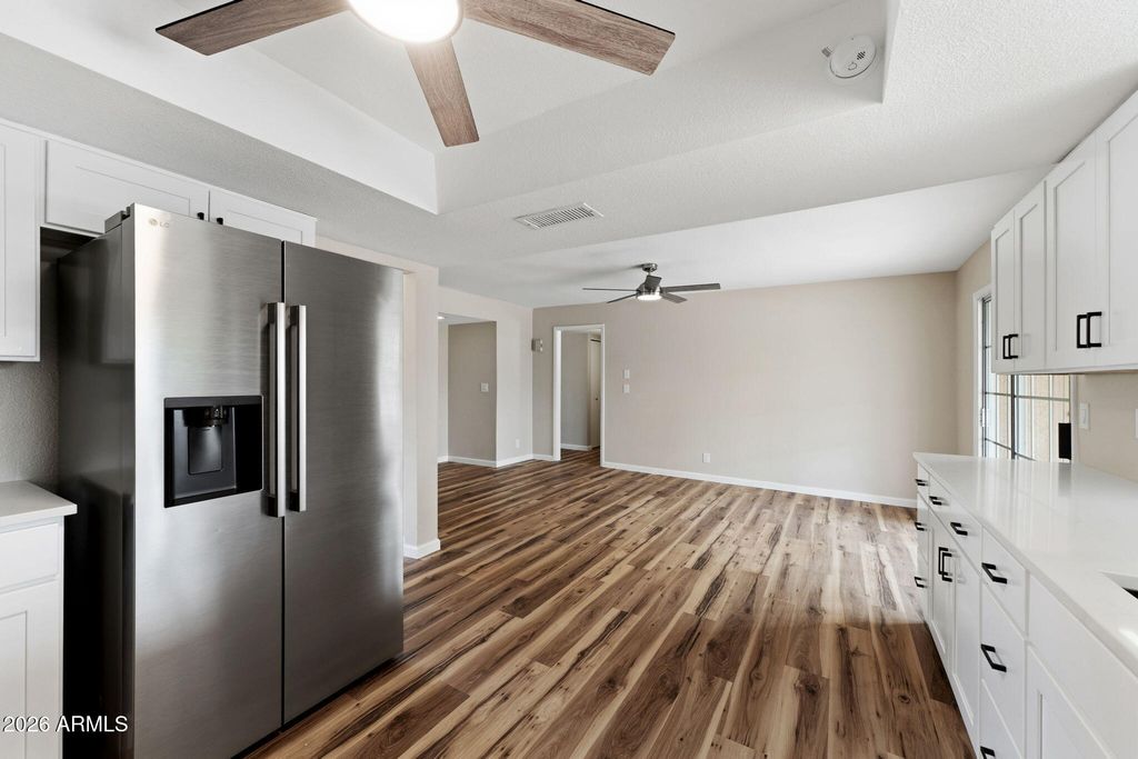 1011 LEISURE WORLD --, Mesa, AZ 85206 — photo 4
