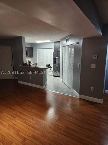 6292 NW 186th St 206, Hialeah, FL 33015