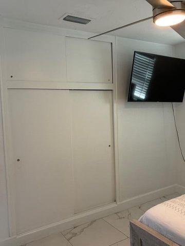 320 Winged Foot Road, Palm Springs, FL 33461