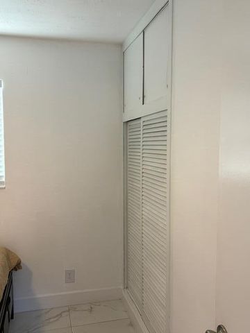 320 Winged Foot Road, Palm Springs, FL 33461