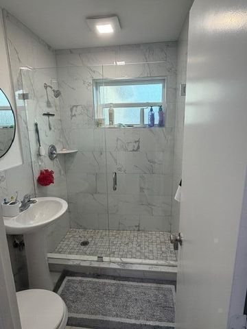 320 Winged Foot Road, Palm Springs, FL 33461