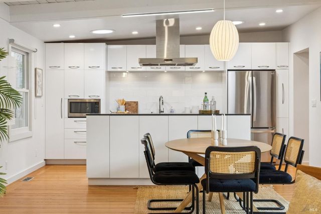 3 Stetson Ave, Corte Madera, CA 94925