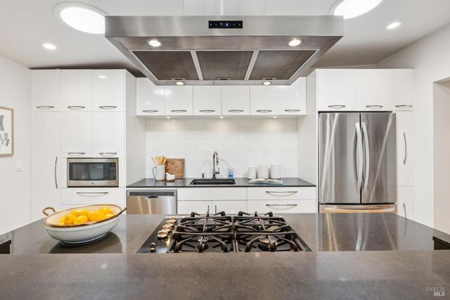 3 Stetson Ave, Corte Madera, CA 94925