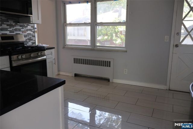 1032 Glen Road, Fort Lee, NJ 07024
