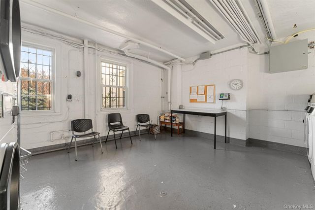 11 Brooklands GI, Bronxville, NY 10708