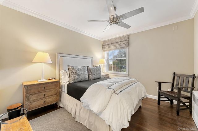 11 Brooklands GI, Bronxville, NY 10708