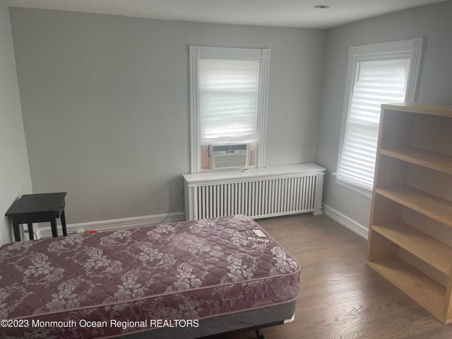 363 Lake Avenue, Oakhurst, NJ 07755