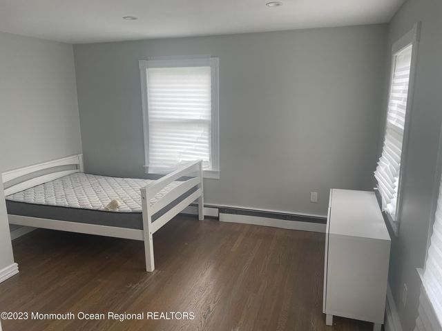 363 Lake Avenue, Oakhurst, NJ 07755