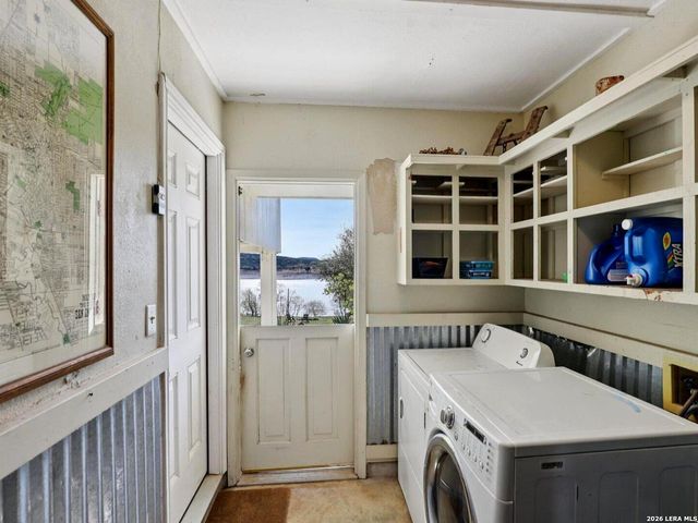 127 Cedar Tree Ln, Canyon Lake, TX 78133