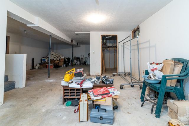 4019 Mink Street SW, Pataskala, OH 43062