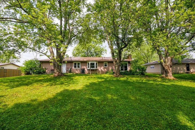 4019 Mink Street SW, Pataskala, OH 43062