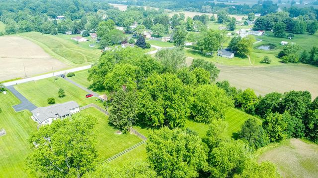 4019 Mink Street SW, Pataskala, OH 43062