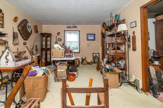 4019 Mink Street SW, Pataskala, OH 43062