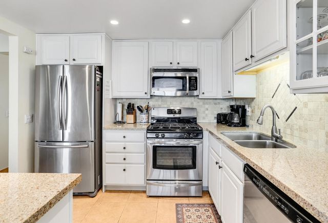 1830 N Mira Loma Way, Palm Springs, CA 92262