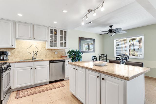 1830 N Mira Loma Way, Palm Springs, CA 92262