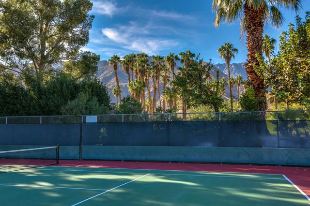 1830 N Mira Loma Way, Palm Springs, CA 92262