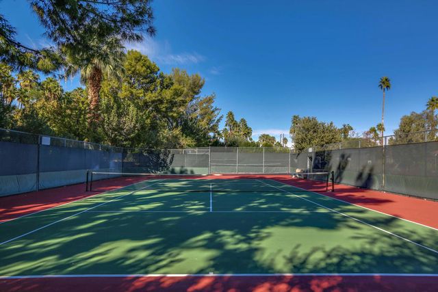 1830 N Mira Loma Way, Palm Springs, CA 92262