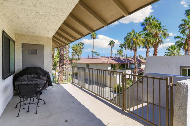 1830 N Mira Loma Way, Palm Springs, CA 92262