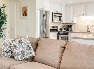 1830 N Mira Loma Way, Palm Springs, CA 92262