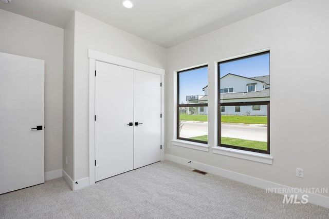 517 Canyon Falls Dr., Twin Falls, ID 83301