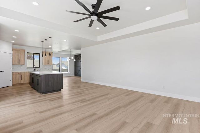 517 Canyon Falls Dr., Twin Falls, ID 83301