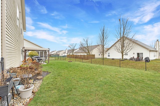 6432 Green Grass Lane, Whitestown, IN 46075