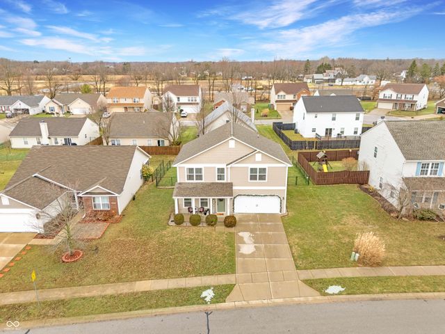 6432 Green Grass Lane, Whitestown, IN 46075