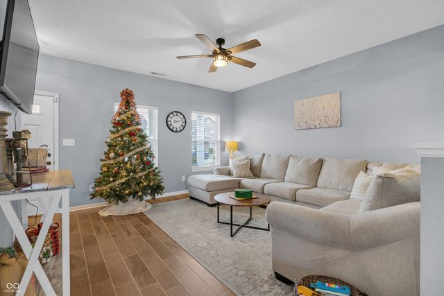 6432 Green Grass Lane, Whitestown, IN 46075