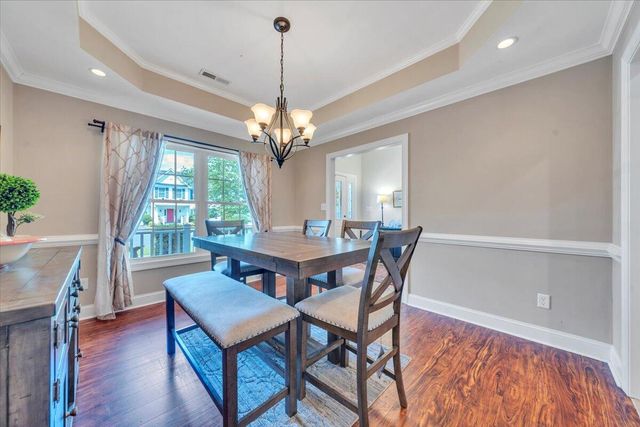 5914 Crumpacker DR, Roanoke, VA 24012