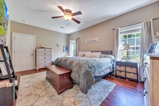 5914 Crumpacker DR, Roanoke, VA 24012