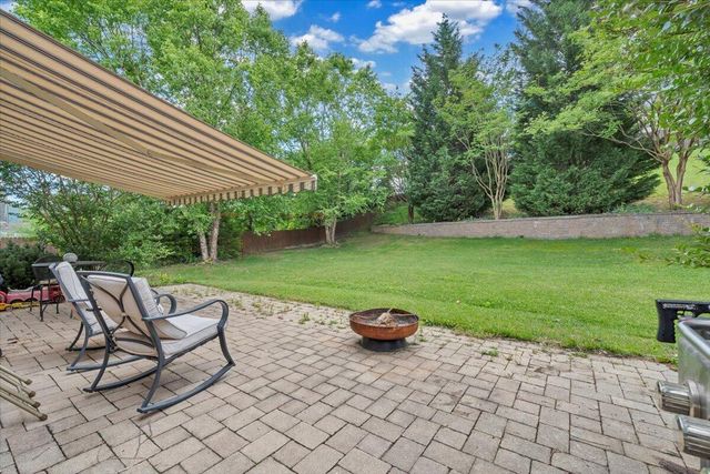 5914 Crumpacker DR, Roanoke, VA 24012