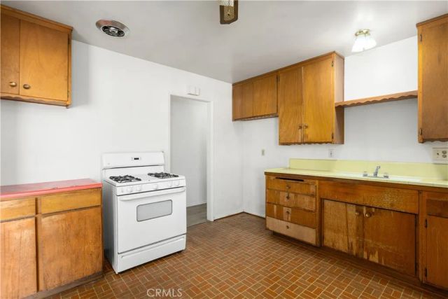 8805 Stardust Lane, Anaheim, CA 92804