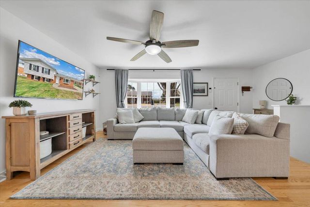 5715 Santa Anita TER, Roanoke, VA 24012