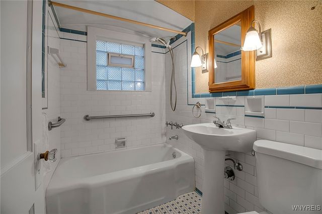 652 Wehrle Drive, Amherst, NY 14225