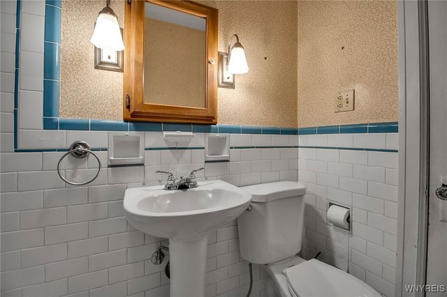 652 Wehrle Drive, Amherst, NY 14225