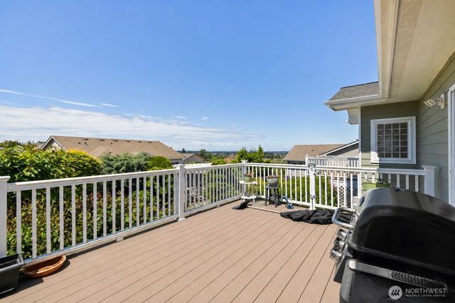 40 Coral Drive, Sequim, WA 98382