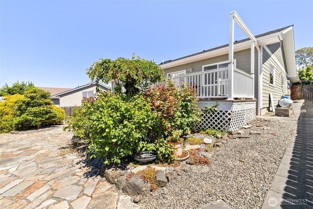 40 Coral Drive, Sequim, WA 98382